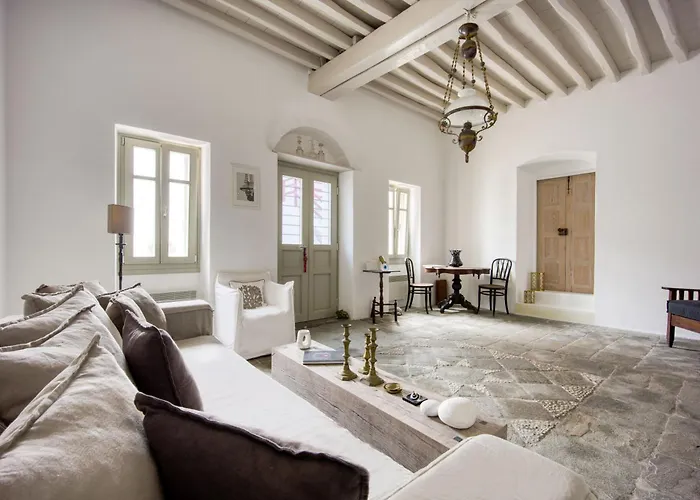 Chora Bliss By Estia Folégandros